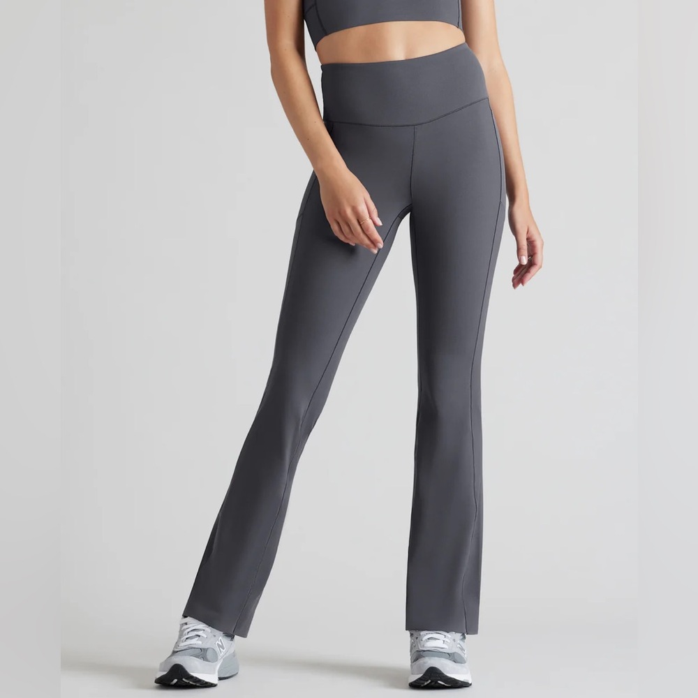 NWT Rhone Revive Flare Leggings